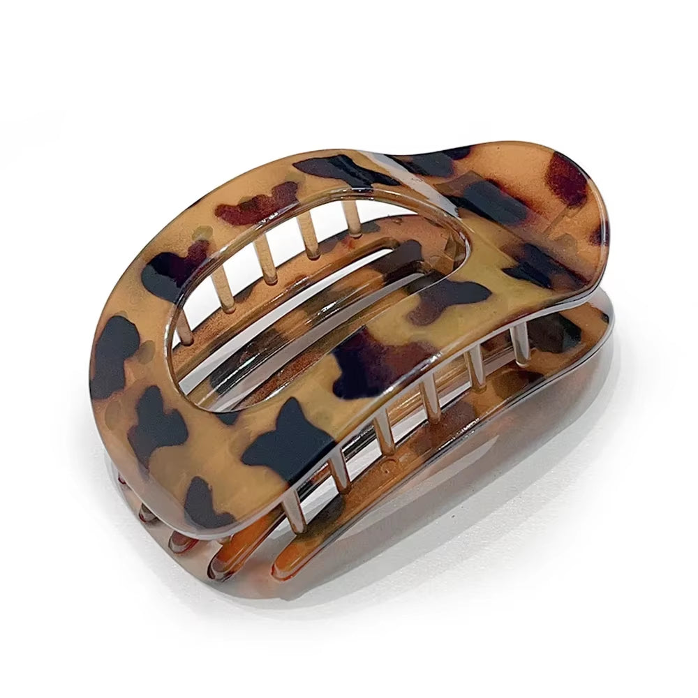 Fashion Oval Hair Claw Clip for Women New Design Leopard Matte Curved Flat Styling Barrettes Acrylic Lying down Hair Accessories